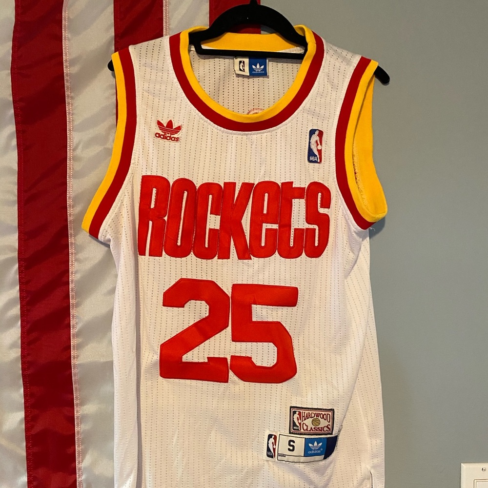 Vintage Houston Rockets throwback jersey